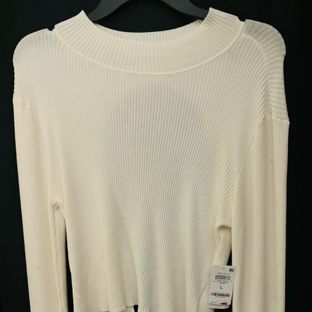 Women’s sweater